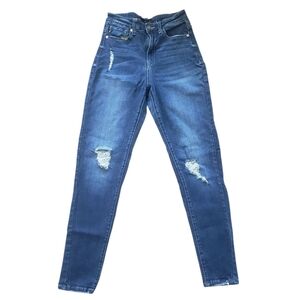 Kancan Blue Jeans with Distressed Details. Size 5/26.  Stretch